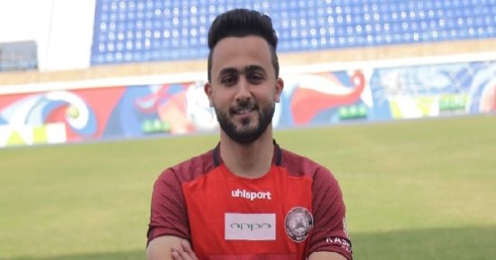 لاعب الطلائع يشيع جثمان والدته بعد صلاة الظهر فى طنطا