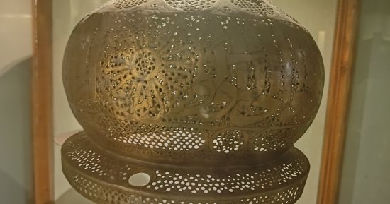 شمعدان قناديل وأوانٍ نادرة.. مقتنيات متحف آثار الإسماعيلية