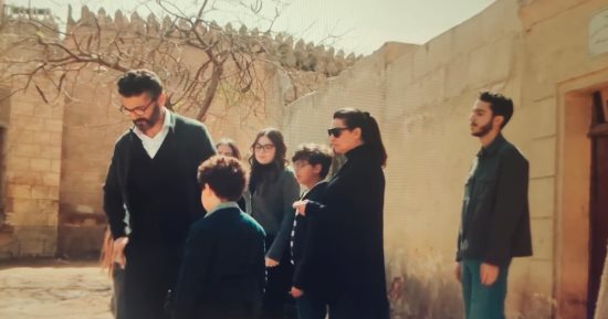 إمبراطورية ميم الحلقة 10 .. مختار أبو المجد وأولاده يزورون قبر سولاف فواخرجى