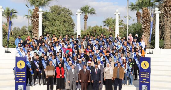 الأزهر وجامعات مصر يقدمون عروضا إنشادية بملتقى "رمضان يجمعنا" 