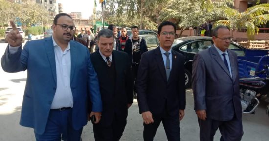 رئيس جامعة بنها يتفقد المشروعات الإنشائية بكلية الحقوق القليوبية