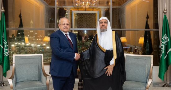 الخشت يلتقى الأمين العام لرابطة العالم الإسلامى