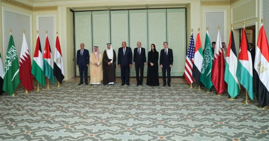 سامح شكرى و4 وزراء عرب يلتقون وزير خارجية أمريكا فى القاهرة