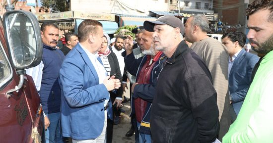 محافظ المنوفية يتفقد مواقف الأجرة للتأكد من الالتزام بأسعار المواصلات
