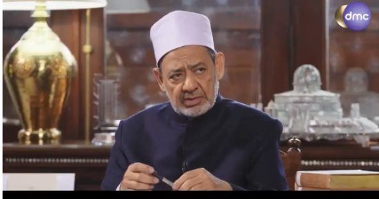 الإمام الطيب:  إذا تاب الله على العبد فمن فضله ورحمته وإن لم يتب فهو فعال لما يريد