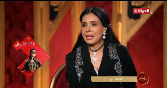 دينا لـ ع المسرح: أى "عُرى" حرام ..واللى قال فلوس الراقصة حرام بيفتى