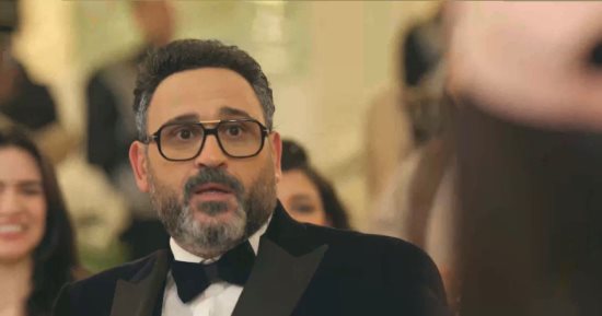أكرم حسنى يواجه زوجته فى قاعة الفرح بمسلسل بابا جه
