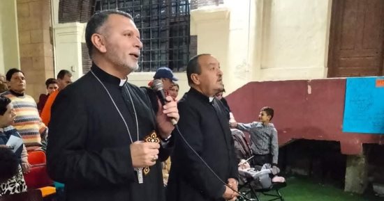 الأنبا بولا يشهد حفل عيد الأم بكاتدرائية مار مرقس بالإسماعيلية