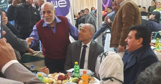 نائب محافظ القاهرة يشارك فى حفل الإفطار الجماعى بمدينة المحروسة والنهضة