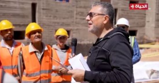 "واحد من الناس" يهدى عمال حدائق العاصمة 10 آلاف جنيه بمسابقة فنية رياضية