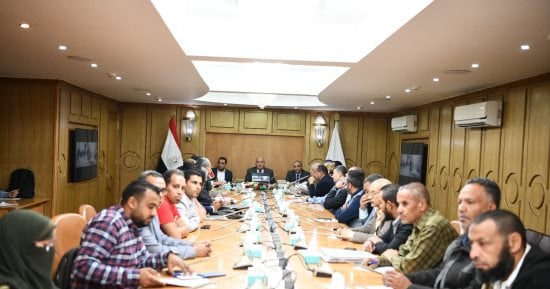 محافظ قنا يعلن عن بدء تسليم عقود مدينة الأمل الأسبوع المقبل