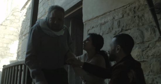 مسلسل مليحة الحلقة 1.. سيرين خاس تتذكر أحداث الانتفاضة الثانية وتأثر عائلتها بها