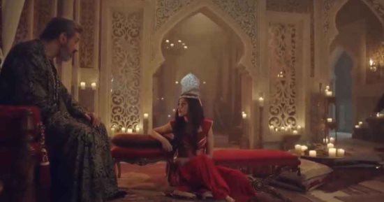 مسلسل جودر الحلقة 1 .. "دع المقادير تجرى فى أعنّتها" ما القصيدة؟