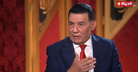 مدحت شلبى لـ"ع المسرح": المنافسة مع أحمد شوبير أمر متروك للجمهور
