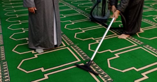 انطلاق حملة النظافة المكبرة لمساجد الاعتكاف استعدادًا للعشر الأواخر