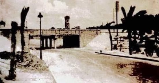 حكاية حى المندرة بالإسكندرية.. كان يتبع البحيرة ويستخدمه التجار كاستراحة للقوافل القادمة من رشيد بعد غلق أسوار المدينة فى حدودها القديمة.. وخبير سياحى: الخديوى إسماعيل بنى تكية لتوزيع الطعام على الفقراء.. صور