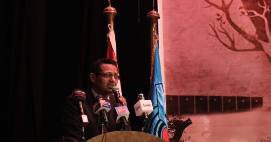 نقيب الصحفيين يطالب بفتح الأبواب أمام الصحافة العربية لنقل ما يحدث بغزة