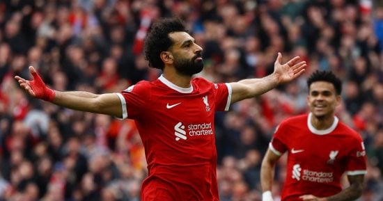 Mohamed Salah participe après que Liverpool mène par trois sur Fulham en Premier League anglaise