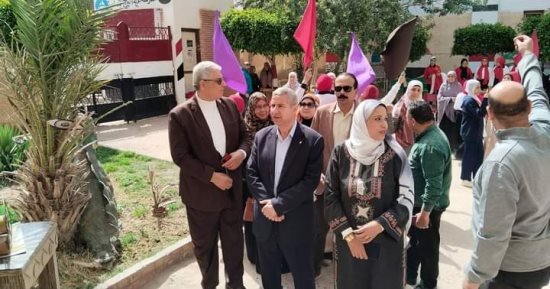 مدير "تعليم دمياط" يشهد تفعيل الأنشطة اللاصفية بمدرسة عزبة البرج الإعدادية