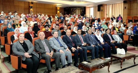 رئيس جامعة المنصورة ومحافظ الدقهلية يشهدان ختام برنامج تأهيل الأطباء