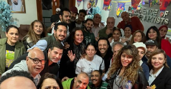 نقابة المهن التمثيلية تنظم حفل إفطار فى دار المسنين