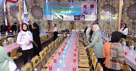 جامعة سوهاج تقيم الخيمة الرمضانية وتقدم 1500 وجبة فى حفل إفطار جماعى.. صور