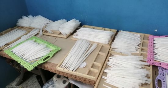 ضبط منشأة لتصنيع السجائر دون ترخيص بالفيوم