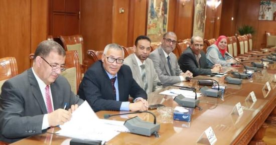 رئيس جامعة المنوفية يراس  لجنة الاحتياحات ويناقش الخطة الخمسية لتعيين المعيدين  