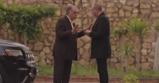 مسلسل صيد العقارب الحلقة 23.. رياض الخولى يتفق مع عماد صفوت لتسميم غادة عبد الرازق