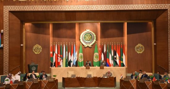 الجامعة العربية تحذر من أى خطوات تؤدى إلى تقسيم السودان