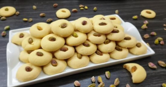 طريقة عمل الغريبة باللوز والسمن البلدي.. استعدى للعيد
