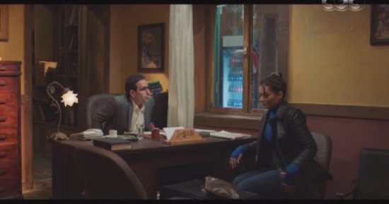مسلسل محارب الحلقة 26.. نرمين الفقى توقع على أوراق نصف تركة العزازى لأحمد زاهر.. وبراءة ابنها من تهمة قتل والدة حسن الرداد.. وملك زاهر تقدم نسخة مستندات فساد تدين الأولى