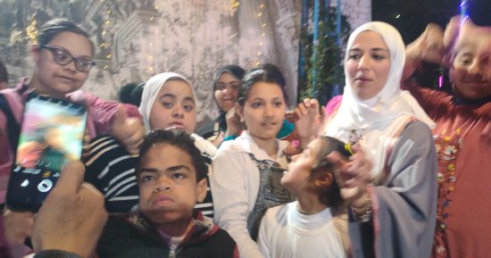 فرحة العيد هلت.. إفطار ولعب وهدايا للأطفال ذوى الهمم فى الشرقية.. فيديو 