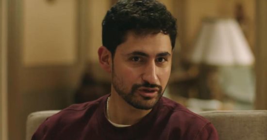 مسلسل مليحة الحلقة 13.. ميرفت أمين تلوم أمير المصرى على تفكيره بالهجرة