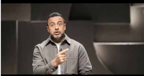 كيف تقوى علاقتك بسيدنا النبى؟.. مصطفى حسنى يجيب فى برنامج "بصير"