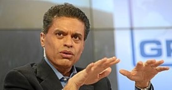 كتاب فريد زكريا "عصر الثورات" بقائمة الأكثر مبيعا بأمريكا.. ما محتواه؟