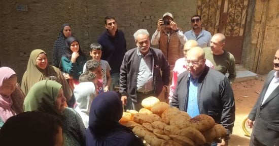 نائب محافظ الجيزة يتفقد جاهزية المخابز والمستشفيات بمنشأة القناطر للعيد