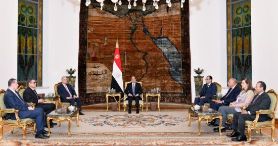 الرئيس السيسى يستقبل رئيس الوزراء الفلسطينى