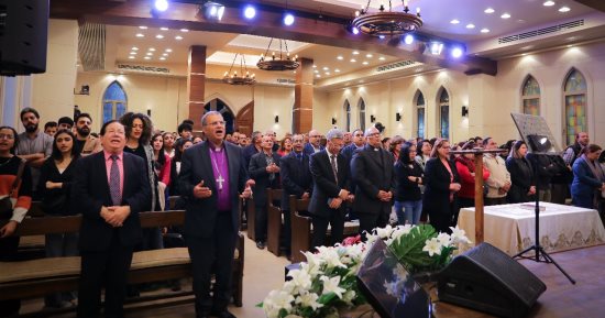 رئيس الطائفة الإنجيلية يشهد تنصيب القس يسري للبيطاش بالإسكندرية والاحتفال بعيد الشكر بكنيسة سيدي بشر