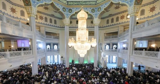 200 ألف مسلم يقيمون صلاة عيد الفطر فى موسكو صباح الأربعاء