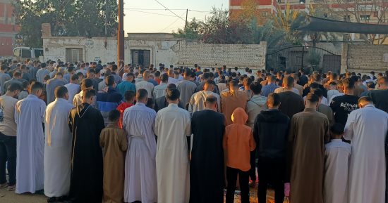المئات يؤدون صلاة عيد الفطر بالساحات والمساجد فى المنوفية.. فيديو وصور