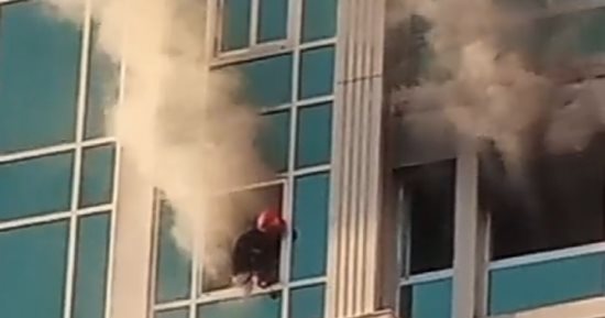 حريق داخل شقق بكومباوند شهير فى سموحة بالإسكندرية