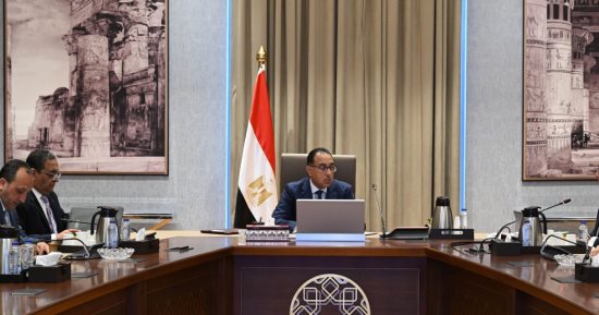 رئيس الوزراء يُتابع الخطط المستقبلية لجهاز تنمية المشروعات المتوسطة والصغيرة ومتناهية الصغر.. توفير 319 ألف فرصة عمل.. تسهيل وتقديم الخدمات لـ 173 ألف مشروع.. وضخ 3.1 مليار جنيه لتمويل 111 ألف مشروع