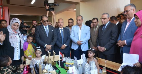 محافظ سوهاج يفتتح مدرسة "فاطمة الزهراء" الرسمية لغات بقرية "الشعارنة"