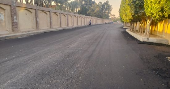 محافظ الجيزة: رصف طريق مركز التنمية بسقارة والبر الغربى والشرقى لطريق المريوطية فيصل