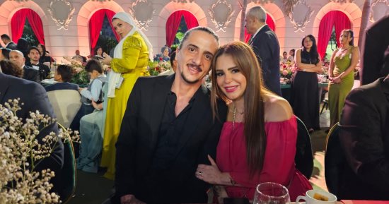 دنيا عبد العزيز وزوجها بحفل زفاف نجل محمد فؤاد