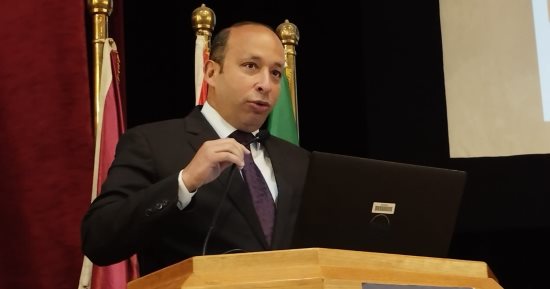 عميد طب قصر العينى: نشترك مع القطاعات الخاصة لتعزيز الصناعات الدوائية الوطنية