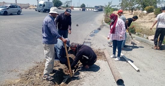 إصلاح كسر في خط المياه العكرة بالطريق الدائري في الإسماعيلية