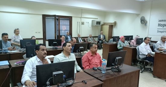 تواصل فعاليات برنامج تدريب مديري الإدارات ومُوجهى عموم المواد ببنى سويف 
