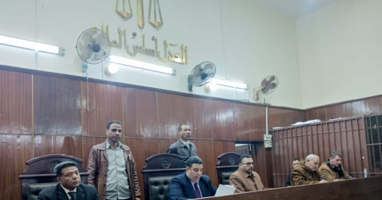 المشدد 15 سنة وغرامة 100 ألف جنيه لمتهمين بالاتجار فى المخدرات بسوهاج